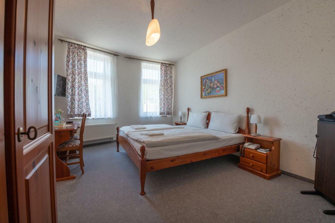 Haus Schlematal Hotel Und Restaurant Бад Шлема Екстериор снимка