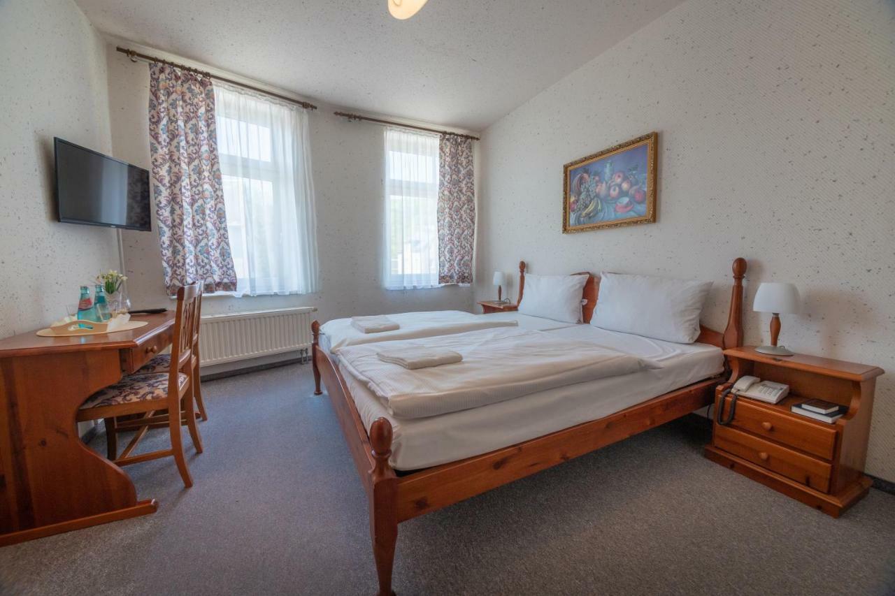 Haus Schlematal Hotel Und Restaurant Бад Шлема Екстериор снимка